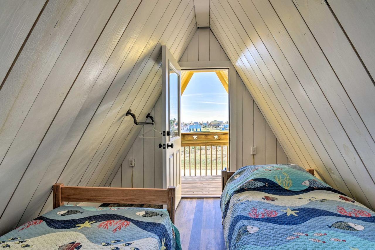 A-Frame Home With Deck - 2 Blocks To Surfside Beach! エクステリア 写真